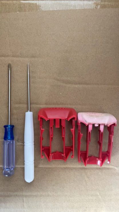 5Pcs Universal Red Car Seat Belt Buckle Set Fit for Toyota Nissan Suzuki Infiniti Lexus Vehicles