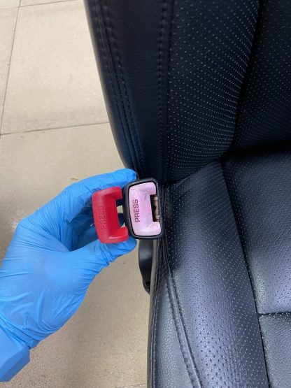 5Pcs Universal Red Car Seat Belt Buckle Set Fit for Toyota Nissan Suzuki Infiniti Lexus Vehicles - Image 2